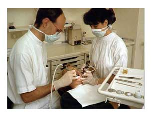  Asisten�� �n timpul tratamentului