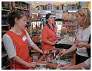 �n magazin primind o comand�